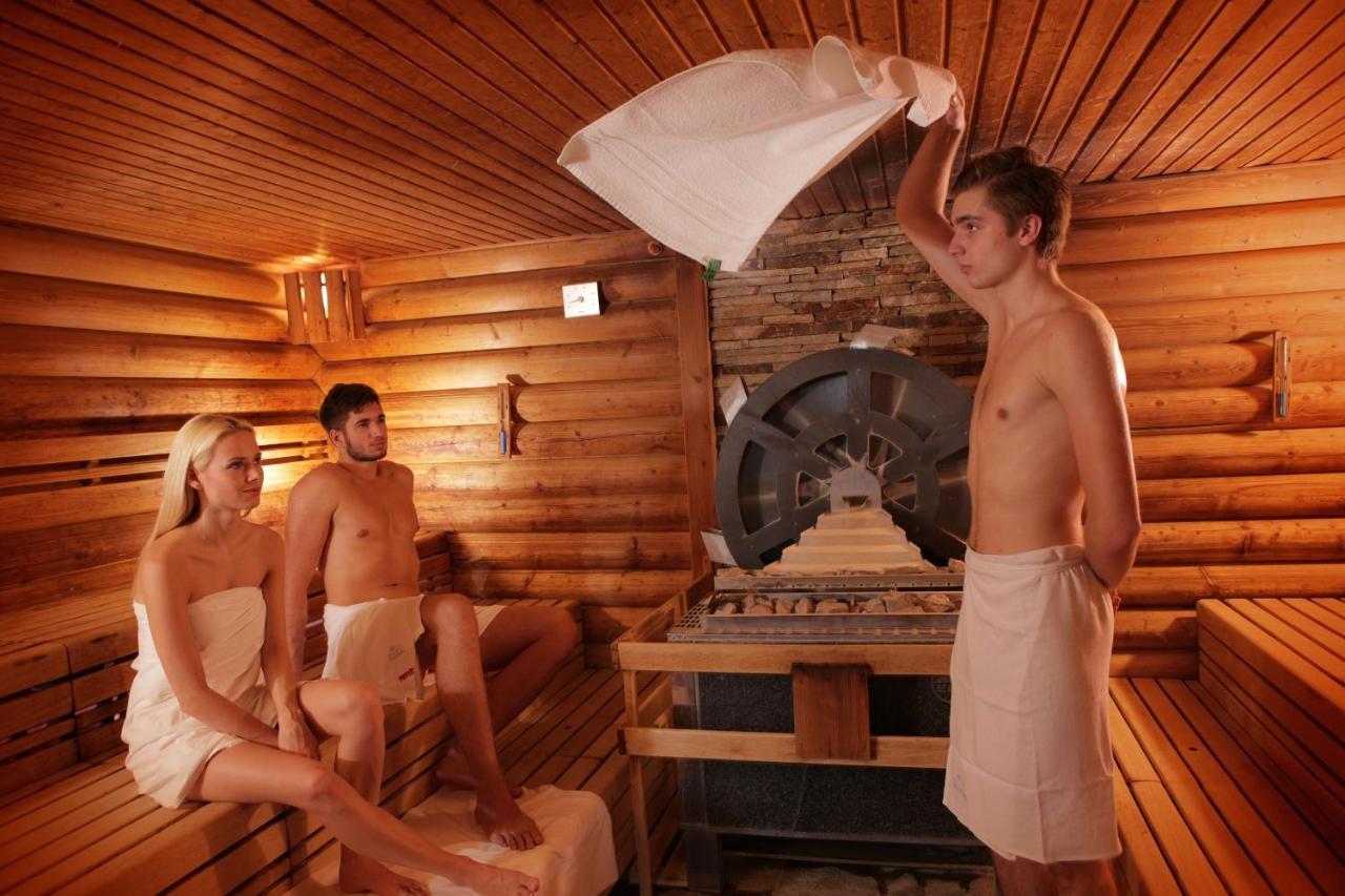 Spa Hotel Lanterna Velké Karlovice Εξωτερικό φωτογραφία