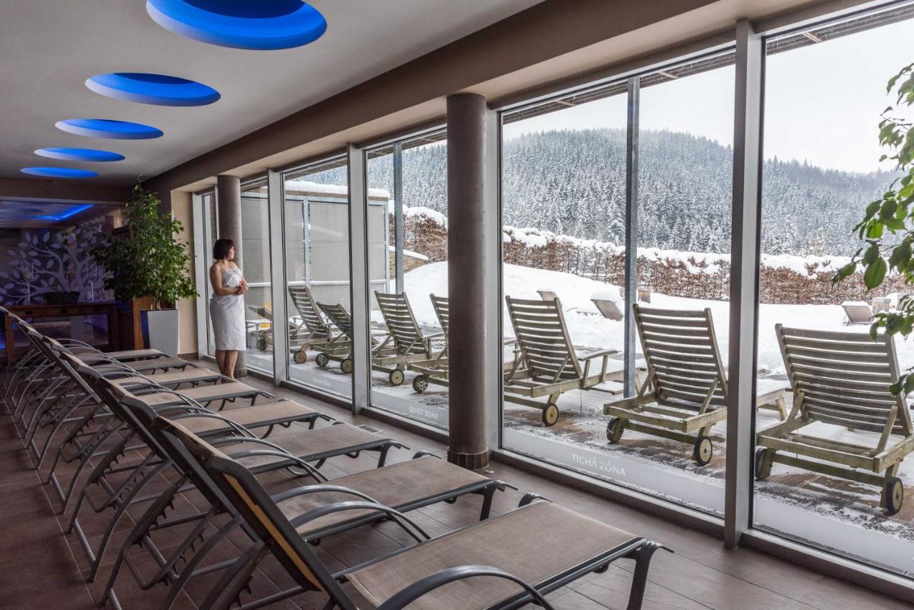 Spa Hotel Lanterna Velké Karlovice Εξωτερικό φωτογραφία