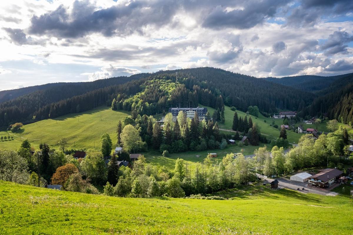 Spa Hotel Lanterna Velké Karlovice Εξωτερικό φωτογραφία