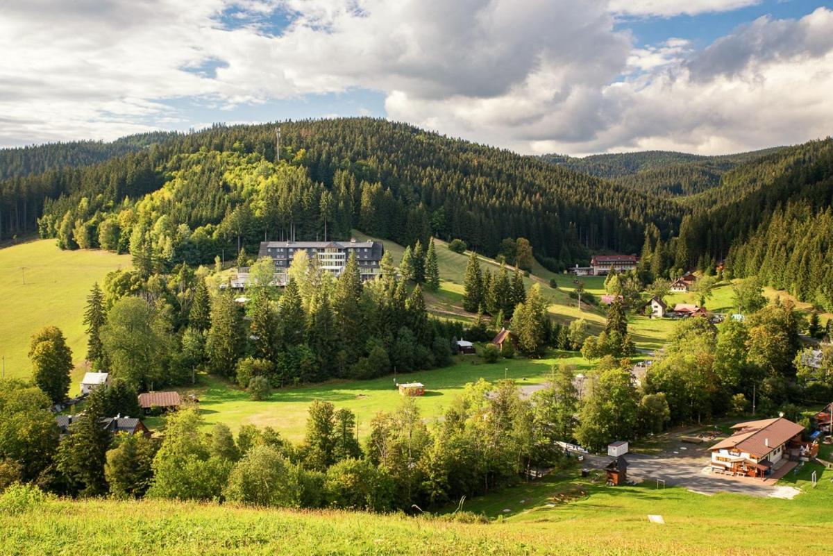 Spa Hotel Lanterna Velké Karlovice Εξωτερικό φωτογραφία
